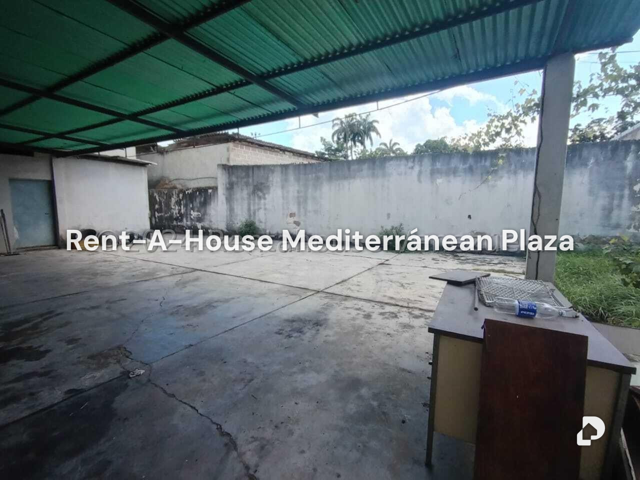 Local comercial en Güigüe – 13