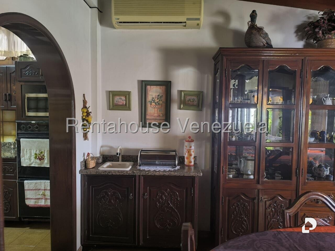Casa en El Marqués, Caracas – 26