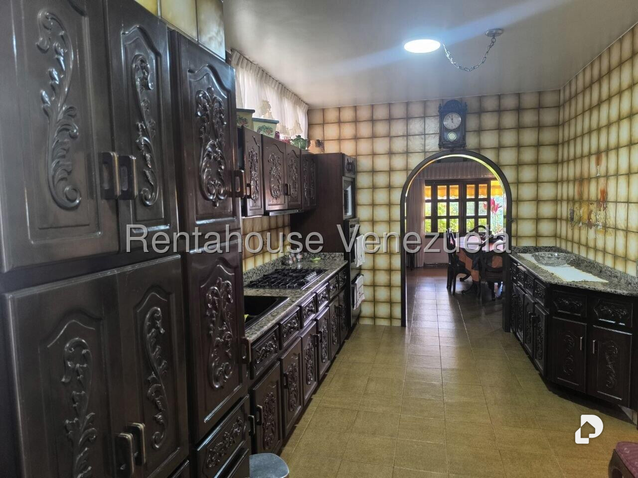 Casa en El Marqués, Caracas – 30