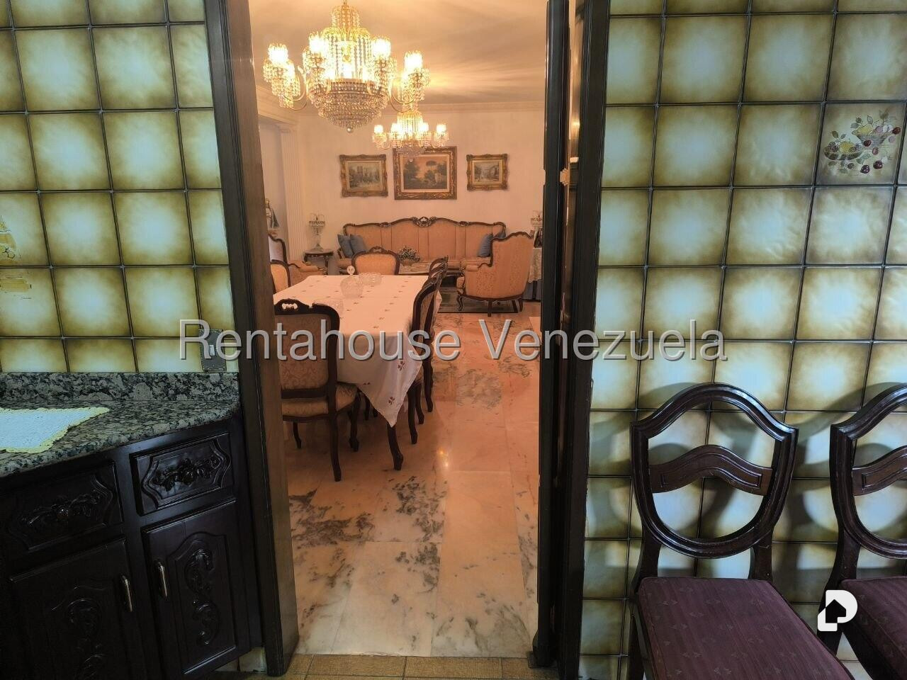 Casa en El Marqués, Caracas – 29