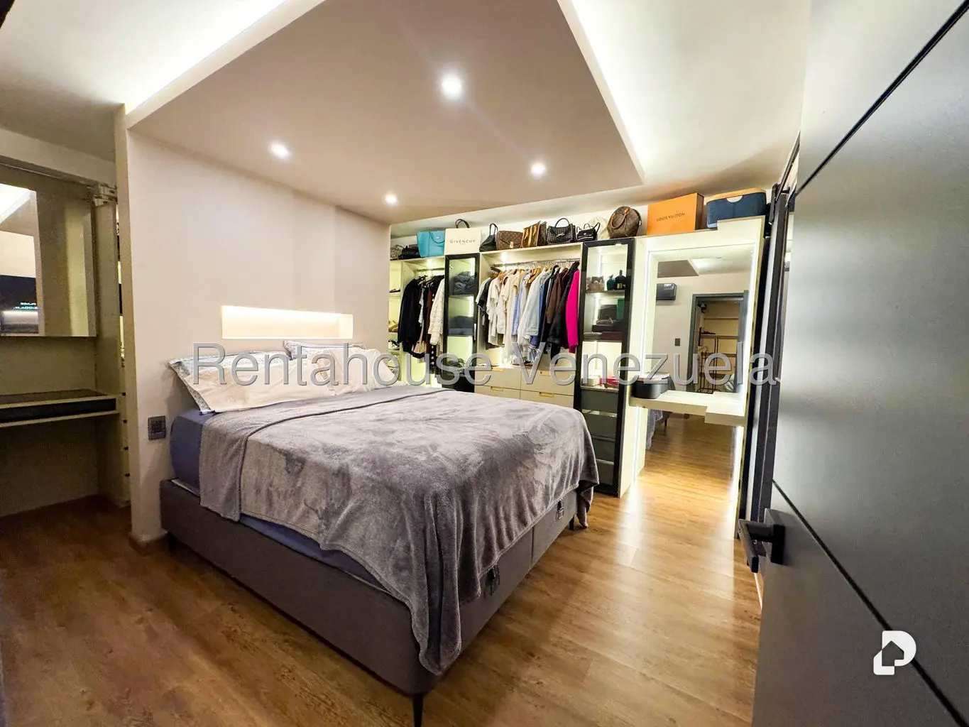 Apartamento en Santa Paula, Caracas – 23