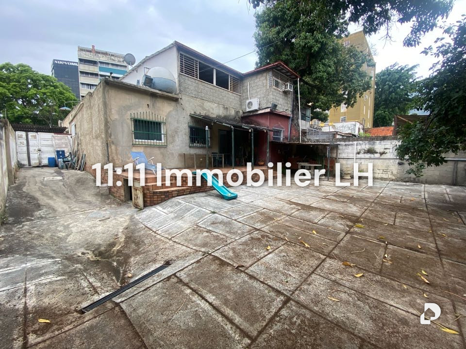 House in Los Palos Grandes, Caracas – 15