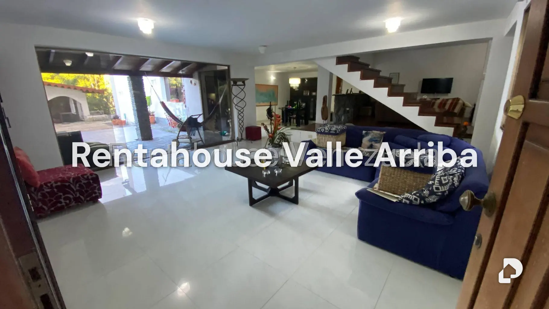 Casa en Tusmare, Caracas – 19