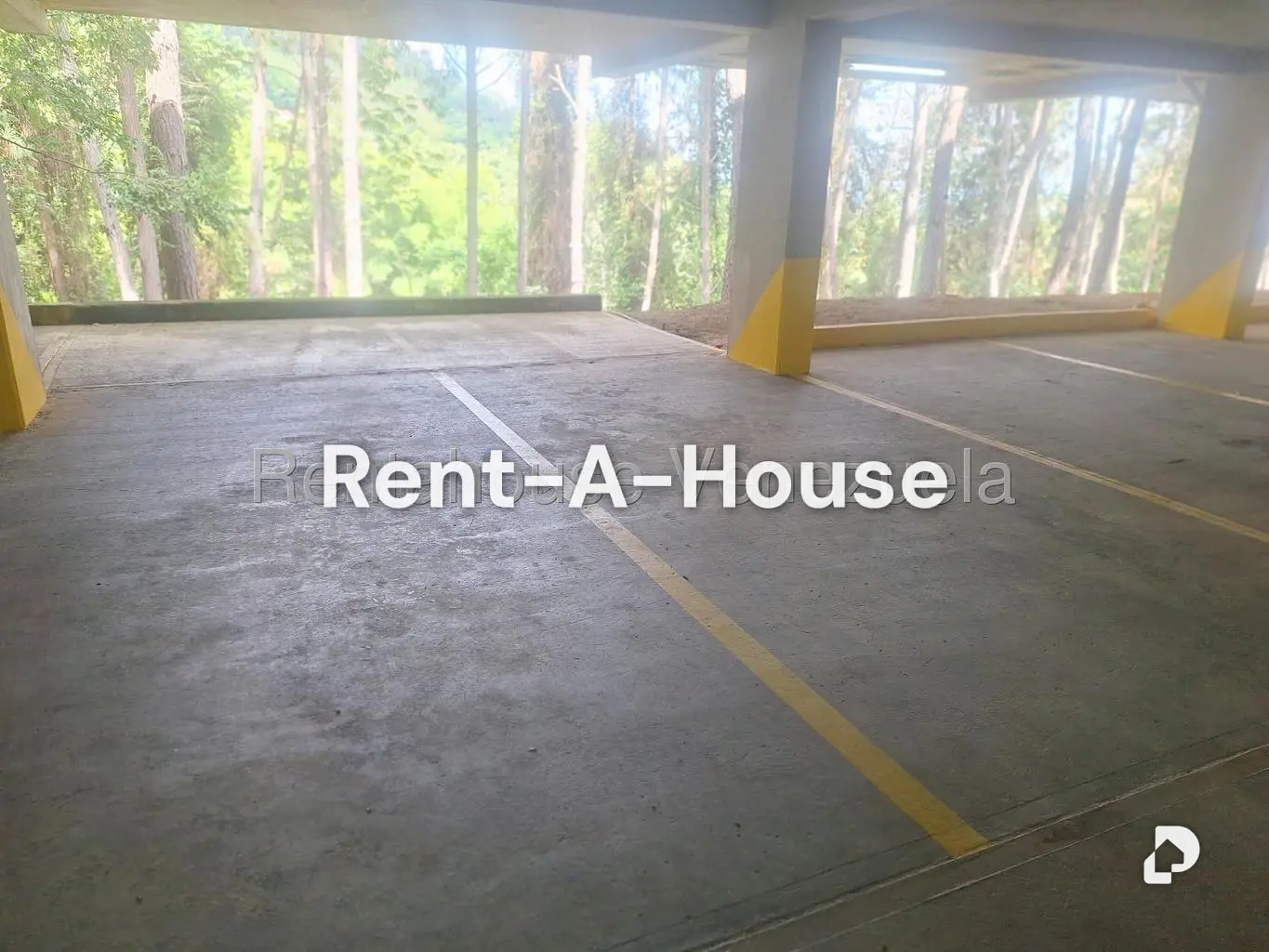 Casa en Villa Nueva Hatillo, Caracas – 29