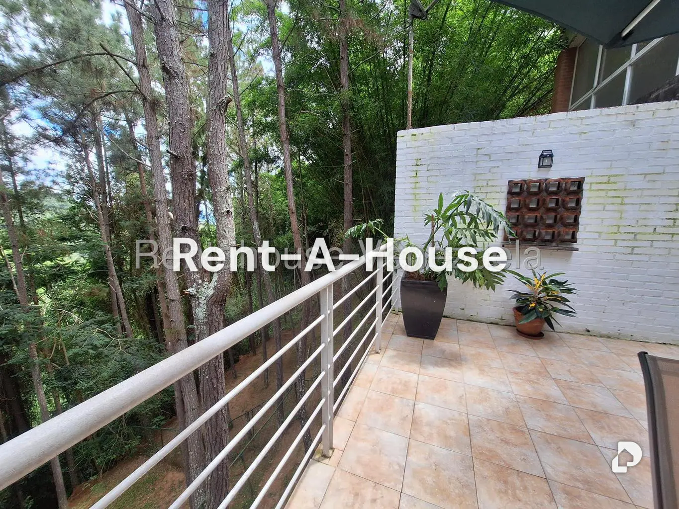 Casa en Villa Nueva Hatillo, Caracas – 10