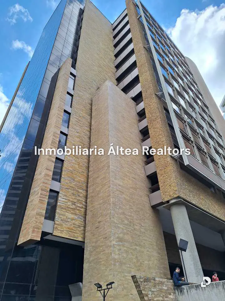 Oficina en La Castellana, Caracas – 1