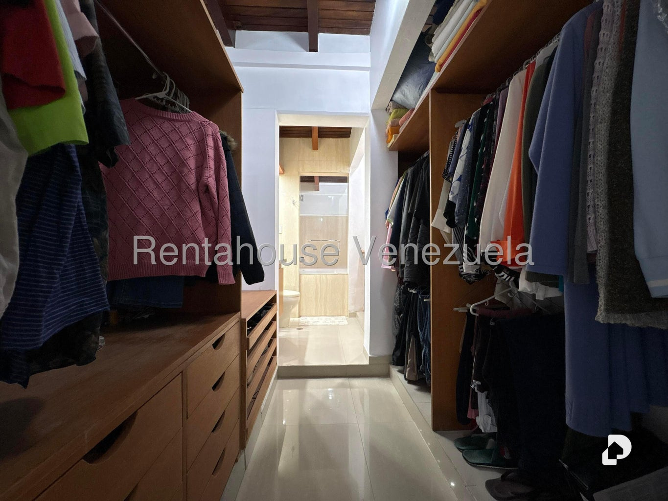 Apartamento en Terrazas de Santa Ines, Caracas – 23