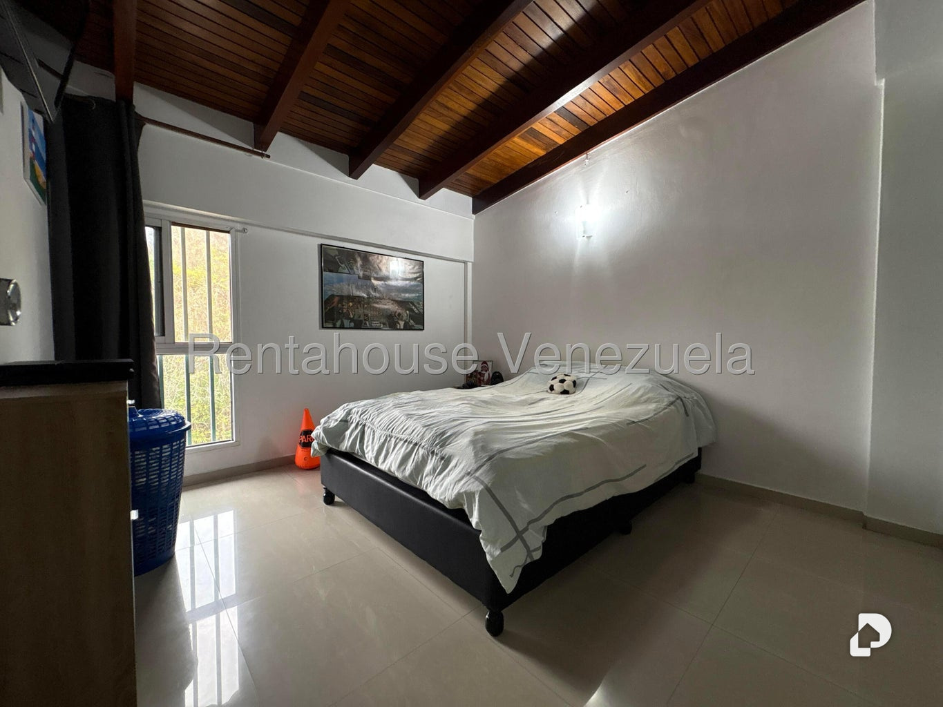 Apartamento en Terrazas de Santa Ines, Caracas – 28