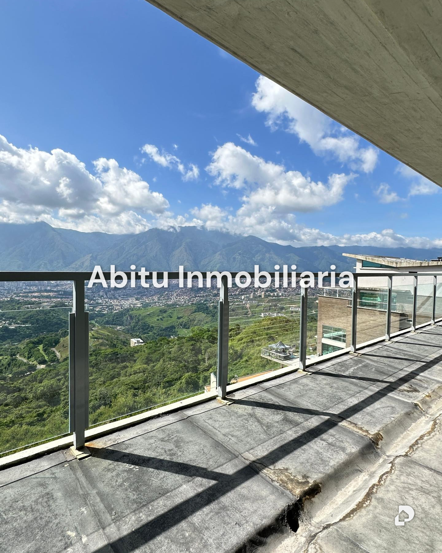 Apartamento en Alto Hatillo, Caracas – 2
