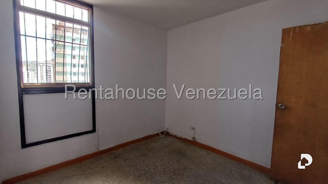 Apartamento en San Martín, Caracas – 15