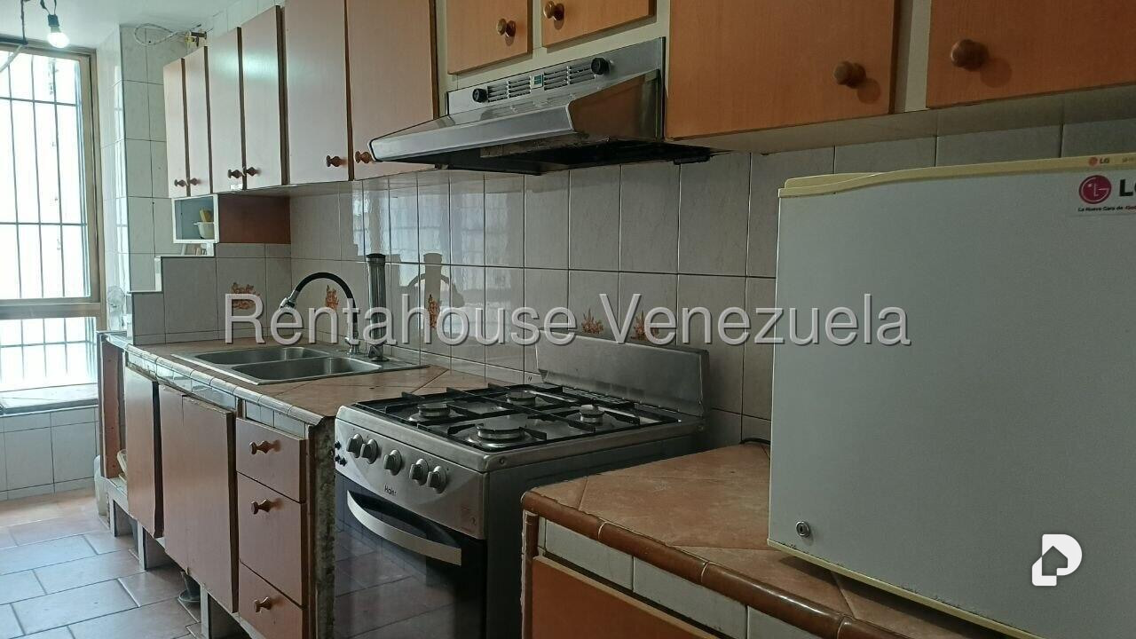 Apartamento en San Martín, Caracas – 4