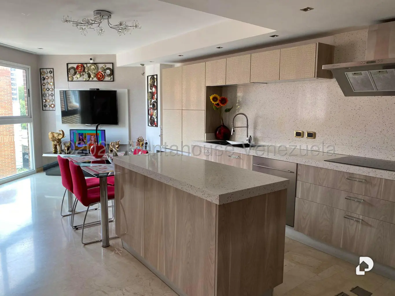 Apartamento en Los Naranjos de las Mercedes, Caracas – 10