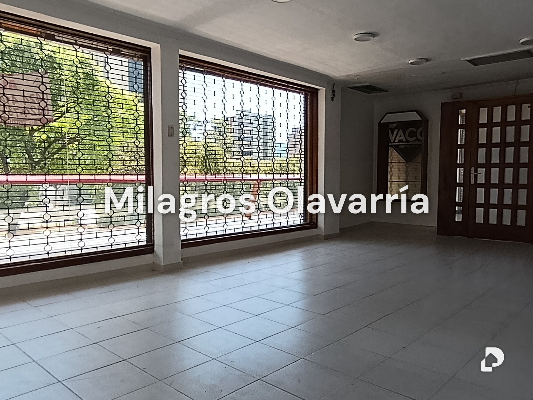 Local comercial en Parroquia Urbana San José, Valencia – 7