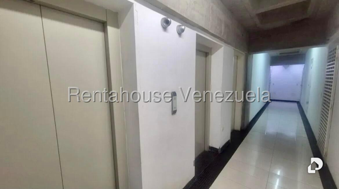 Apartamento en San Bernardino, Caracas – 3