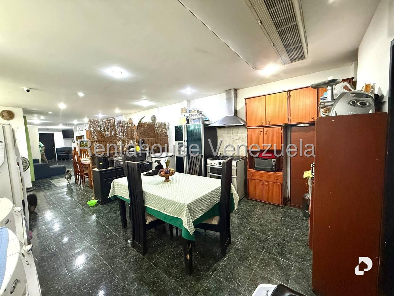 Local comercial en Quinta Crespo, Caracas