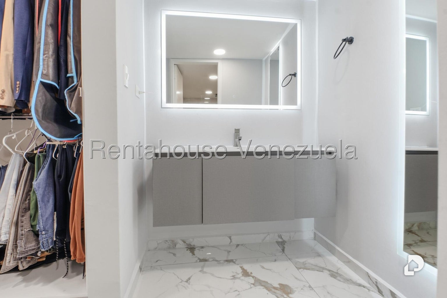 Apartamento en Chulavista, Caracas – 23