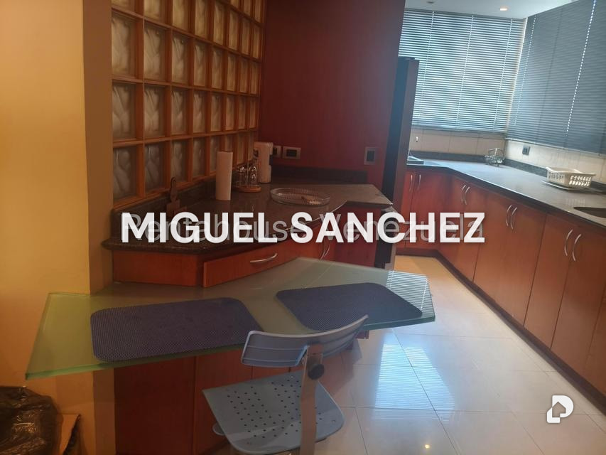 Apartamento en Terrazas del Ávila, Caracas – 11