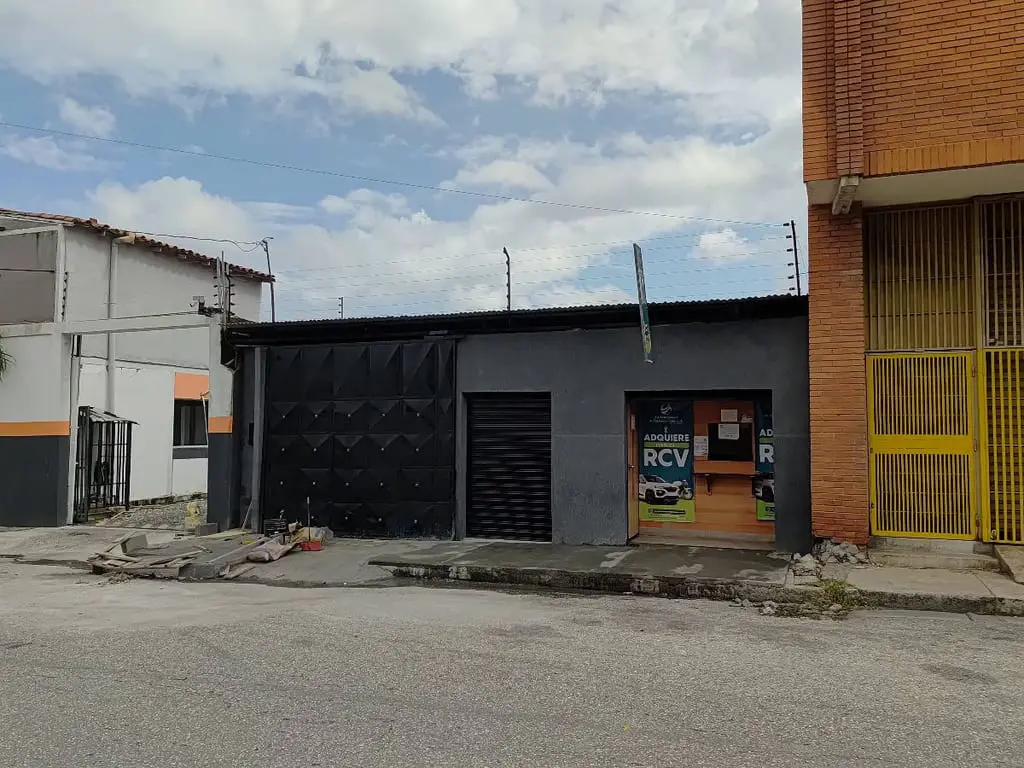 Warehouse in La Mata, Cabudare - 1