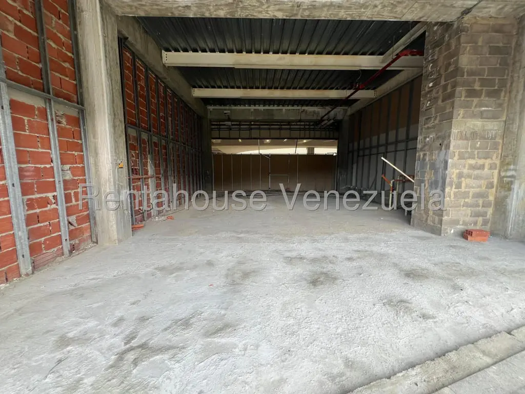 Commercial space in Los Naranjos (del Cafetal), Caracas - 1