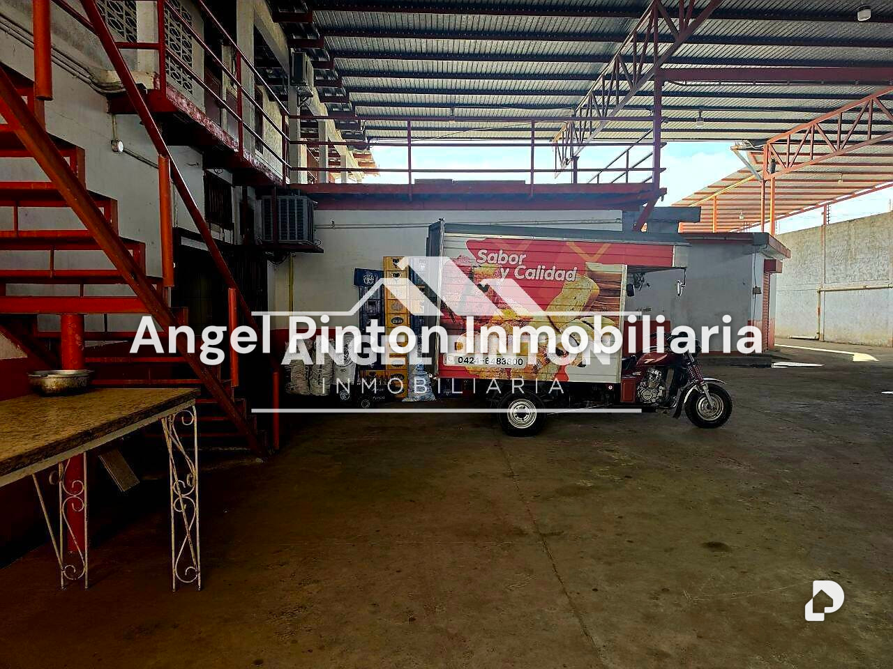Local comercial en El Bajo, San Francisco – 13