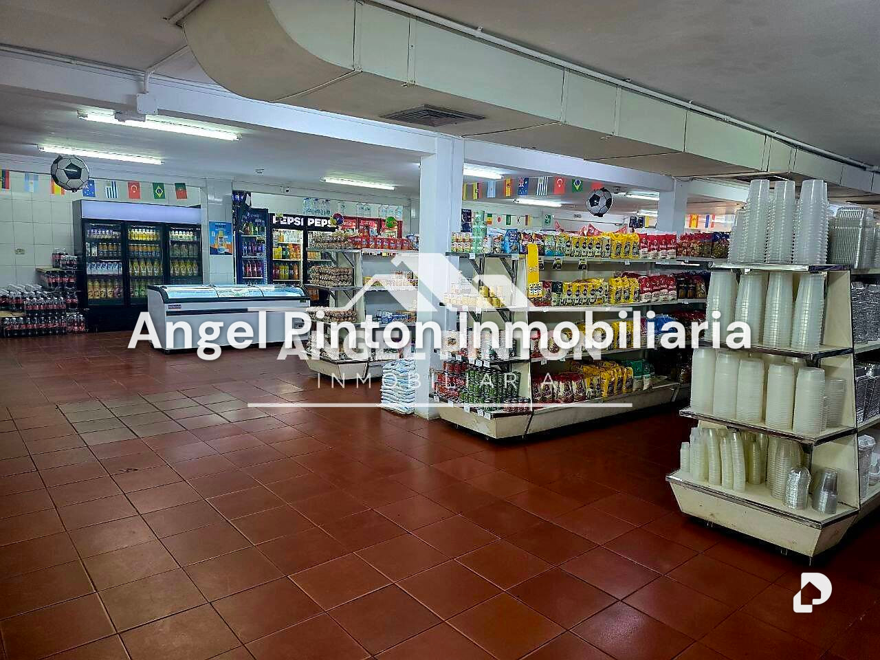 Local comercial en El Bajo, San Francisco – 1