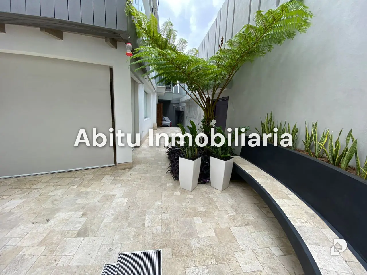 House in Sebucan, Caracas – 19