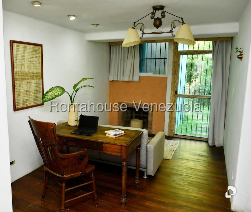 Casa en Oripoto, Caracas – 17