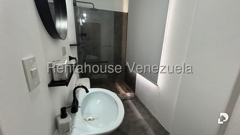 Casa en Oripoto, Caracas – 21