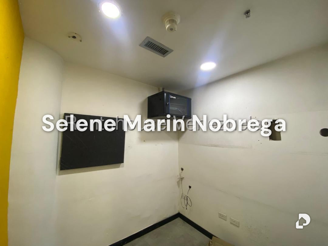 Local comercial en La Castellana, Caracas – 9
