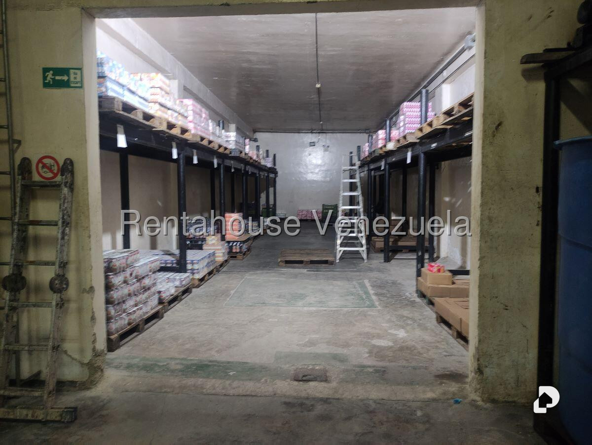 Edificio en Guaicaipuro, Caracas – 28