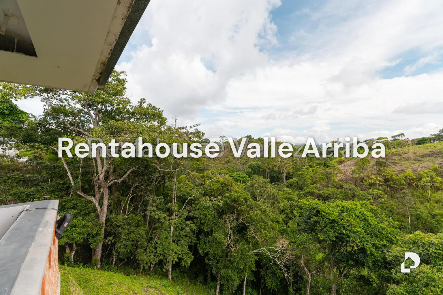House in La Lagunita Country Club, Caracas – 11