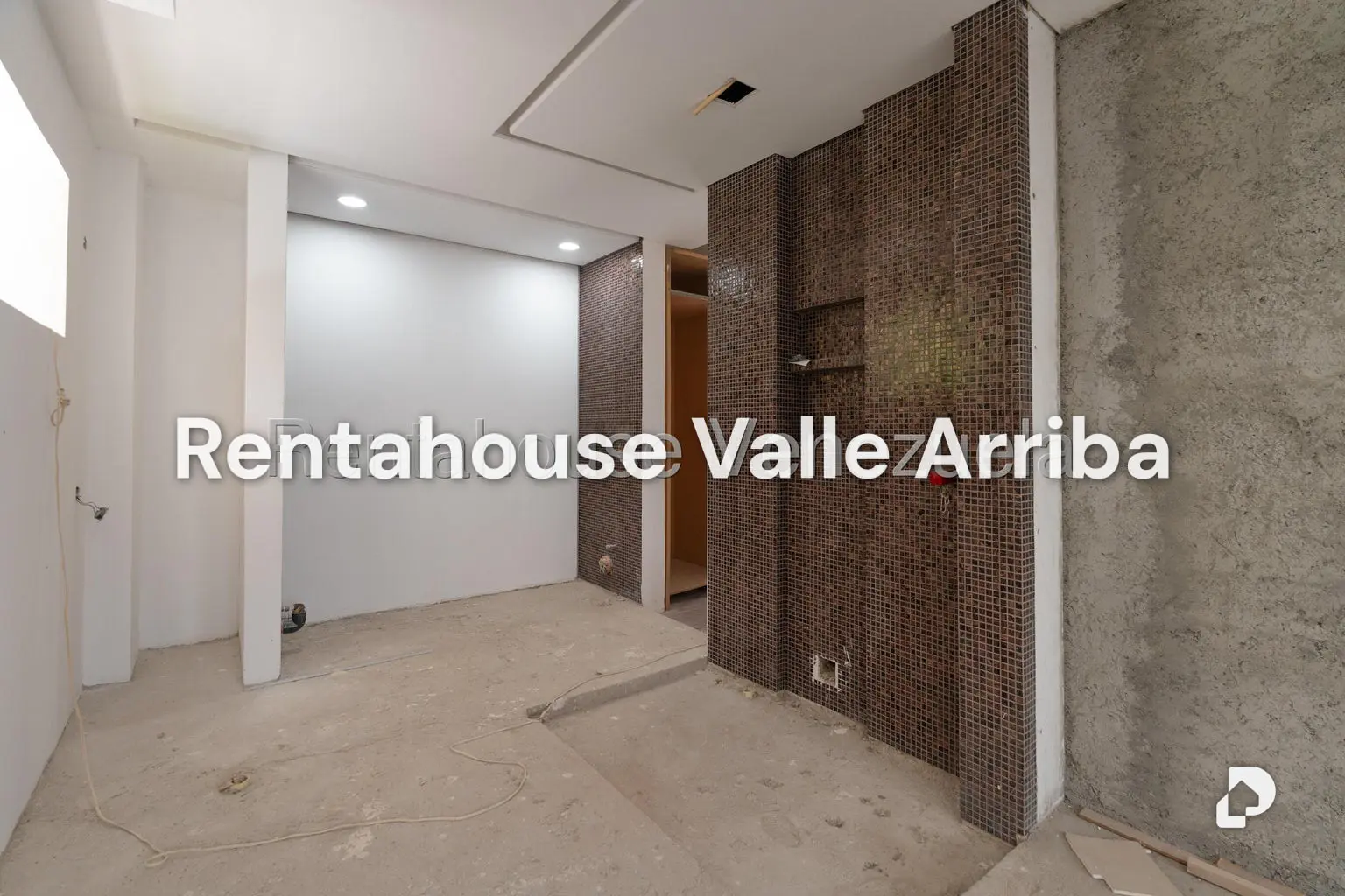 House in La Lagunita Country Club, Caracas – 27