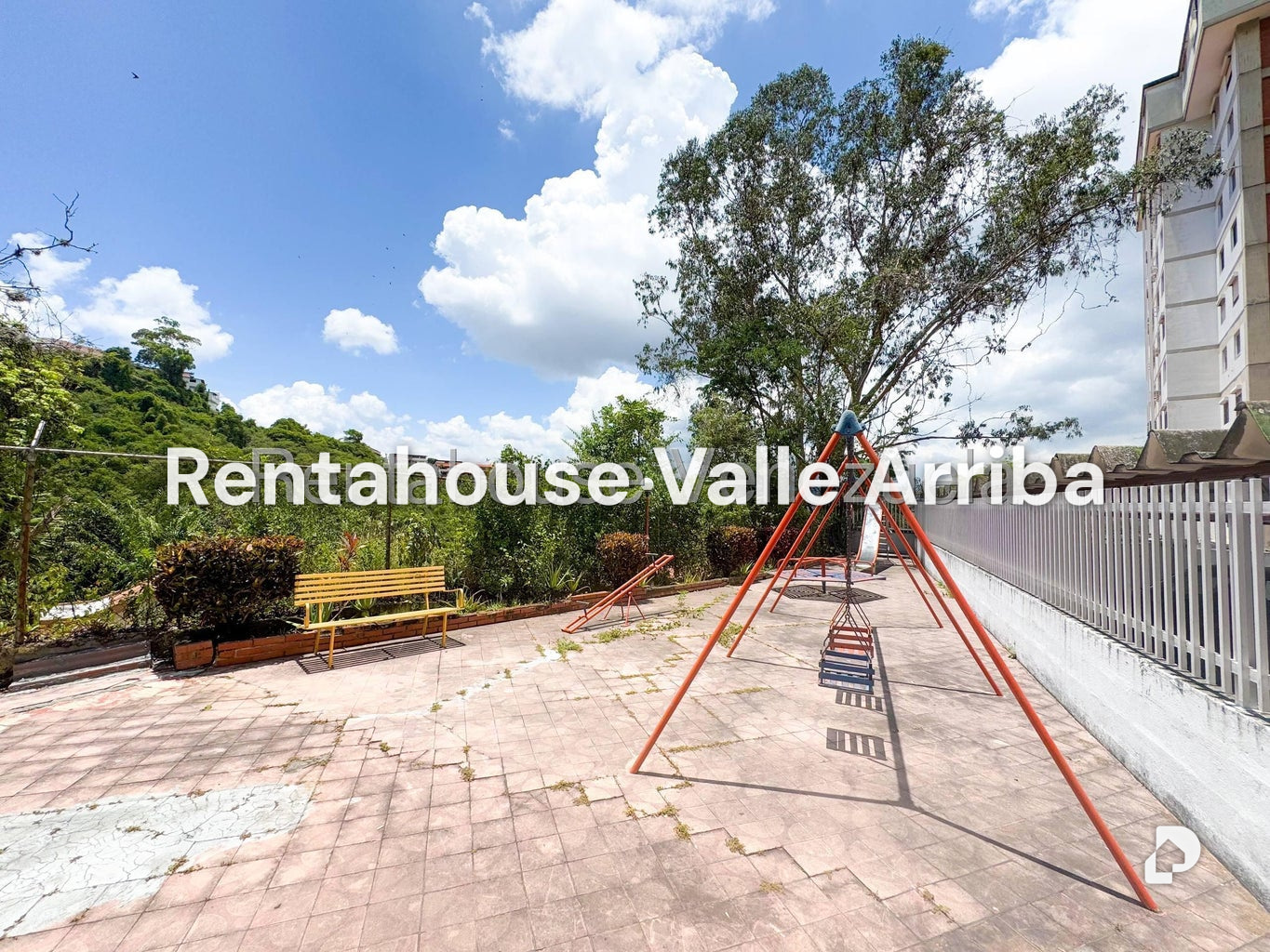 Apartamento en Colinas de Santa Mónica, Caracas – 25