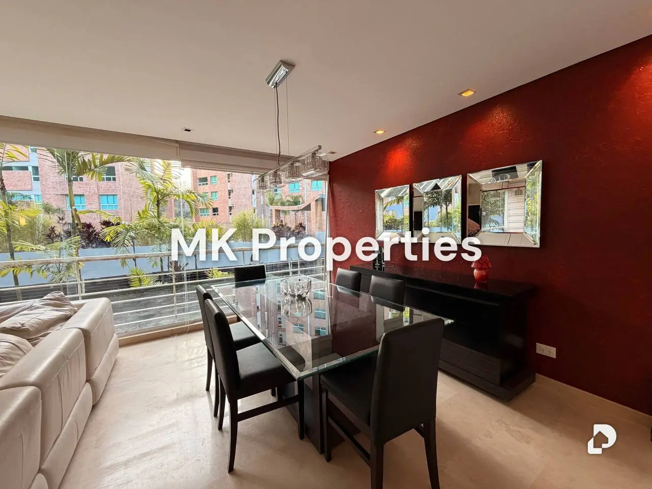 Apartamento en El Solar del Hatillo, Caracas