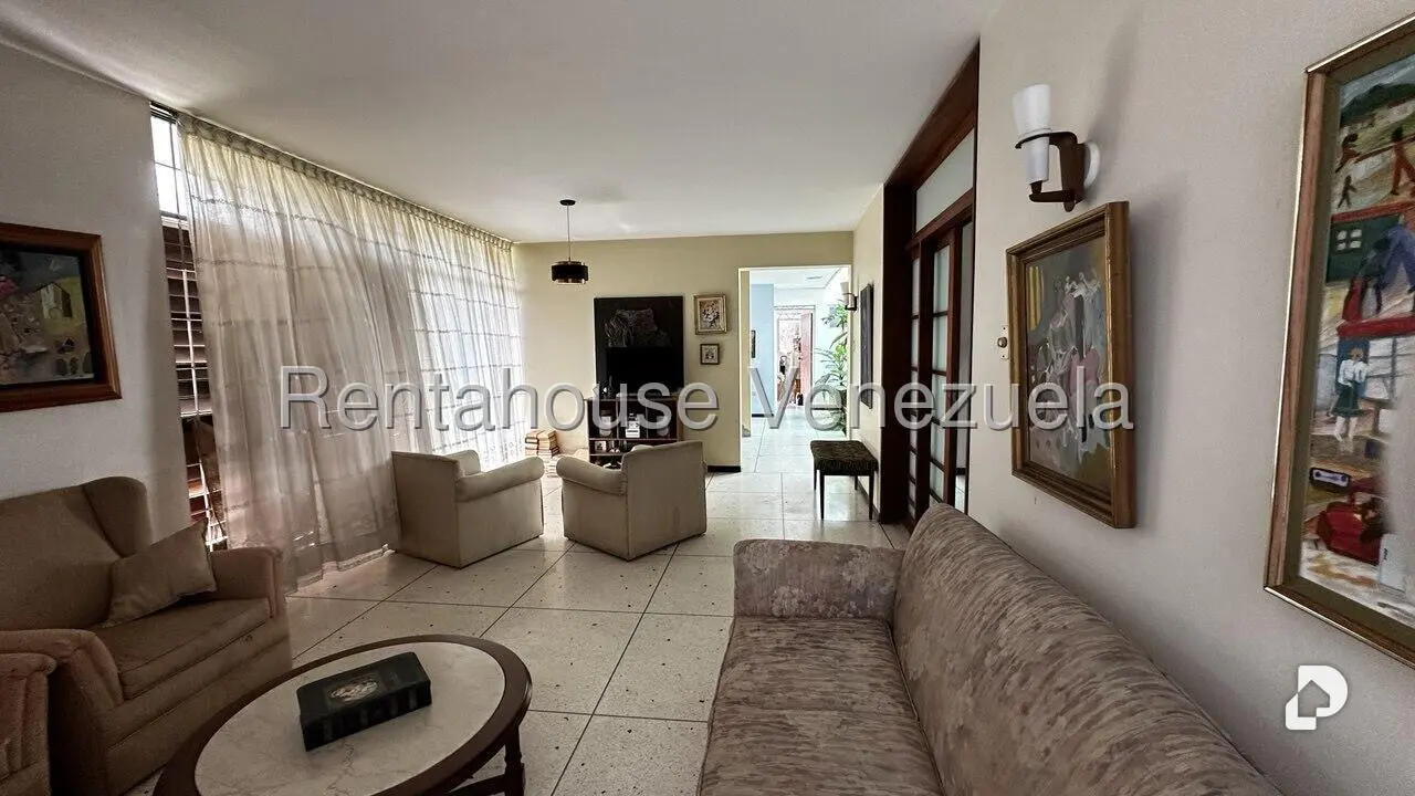 Casa en Prados del Este, Caracas – 12