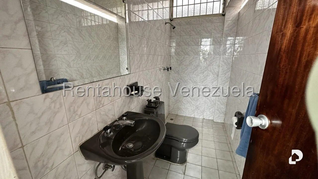 Casa en Prados del Este, Caracas – 15