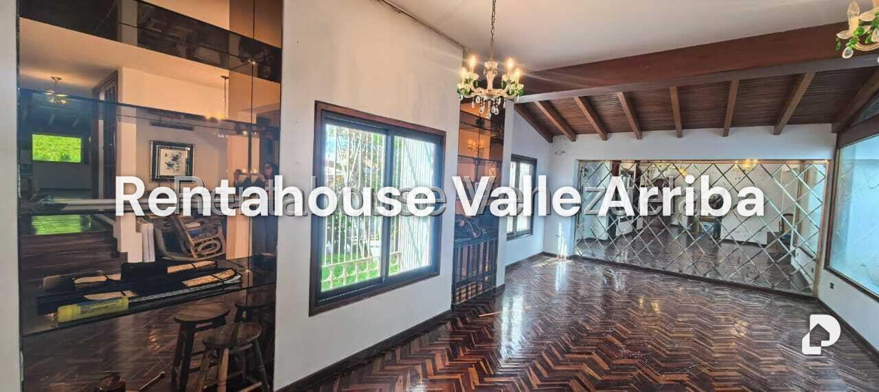 Casa en Los Naranjos (del Cafetal), Caracas – 23