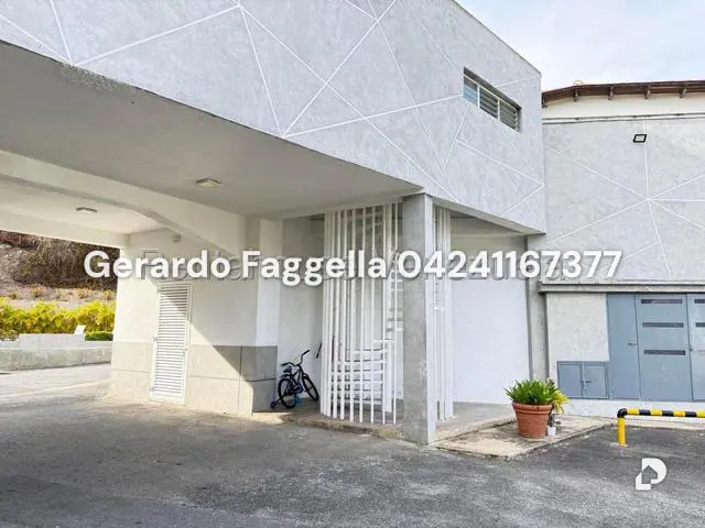 Townhouse en Santa Paula, Caracas – 18