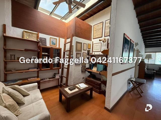 Townhouse in Santa Paula, Caracas – 20