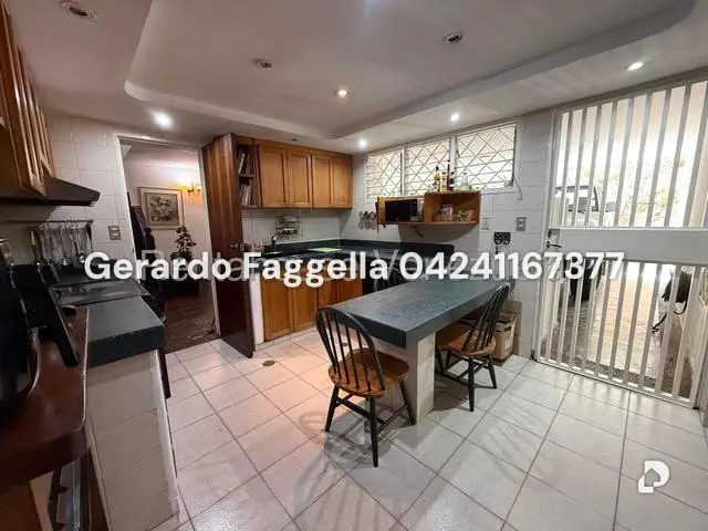 Townhouse en Santa Paula, Caracas – 11
