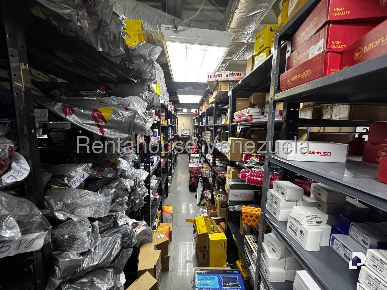 Local comercial en El Bosque, Caracas – 13