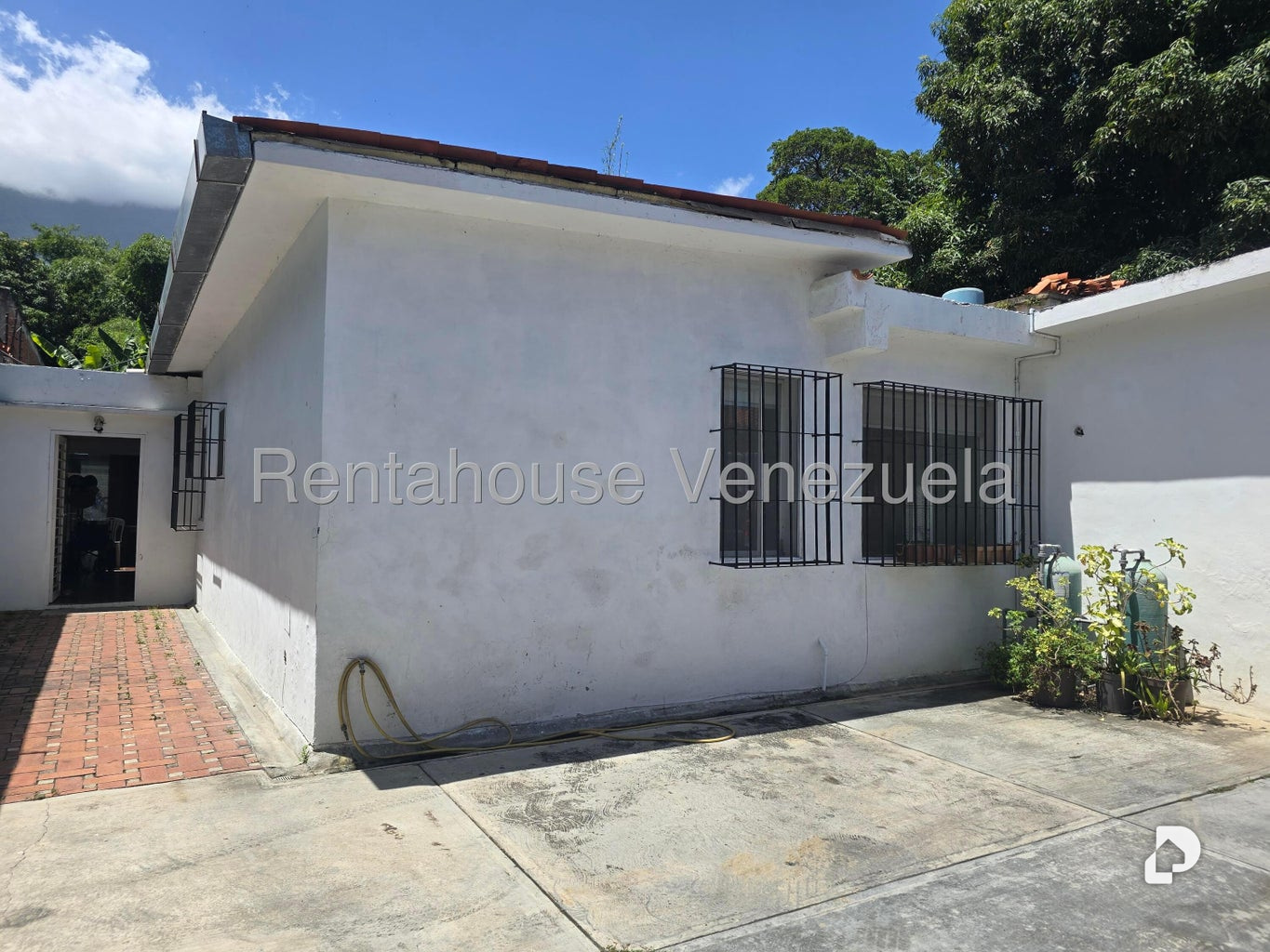 Casa en La Floresta, Caracas – 30