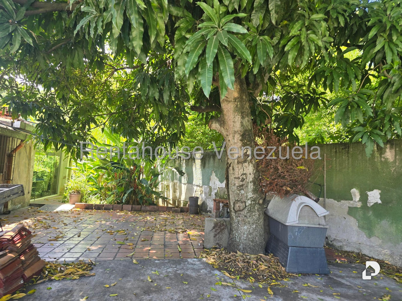 Casa en La Floresta, Caracas – 29