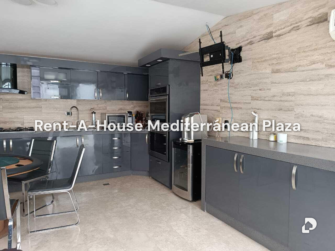 Casa en Altos de Guataparo, Valencia – 26