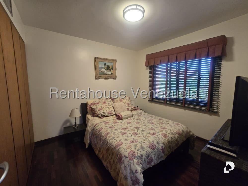 Apartamento en Campo Alegre, Caracas – 25