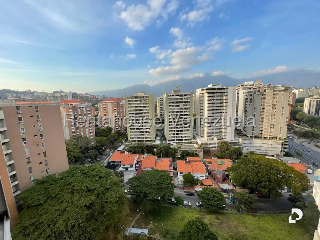 Apartamento en Santa Fe Sur, Caracas – 20