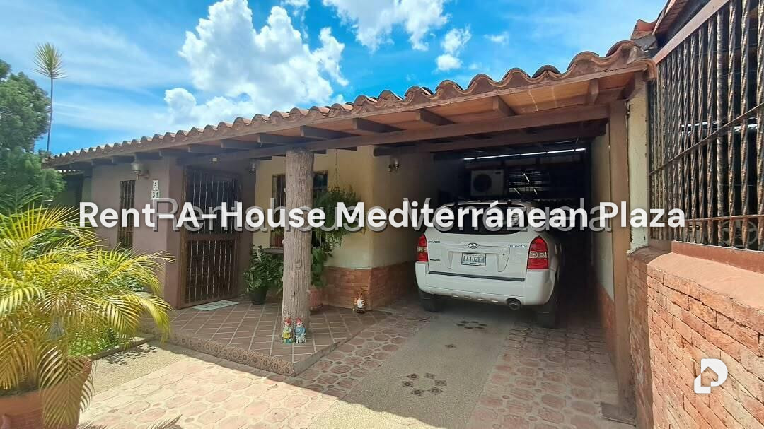 Casa en La Cumaca, San Diego – 2