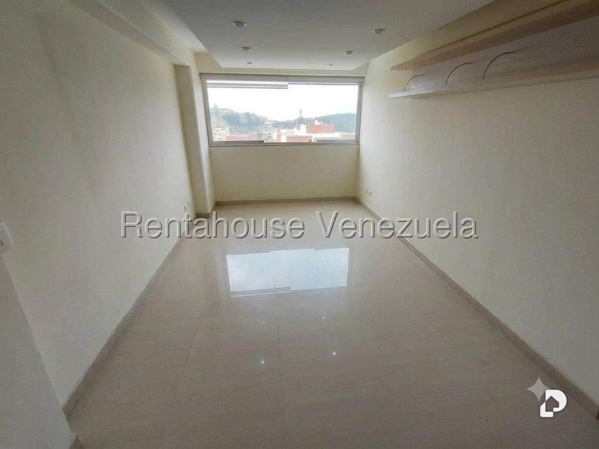 Apartamento en Miravila, Caracas – 3