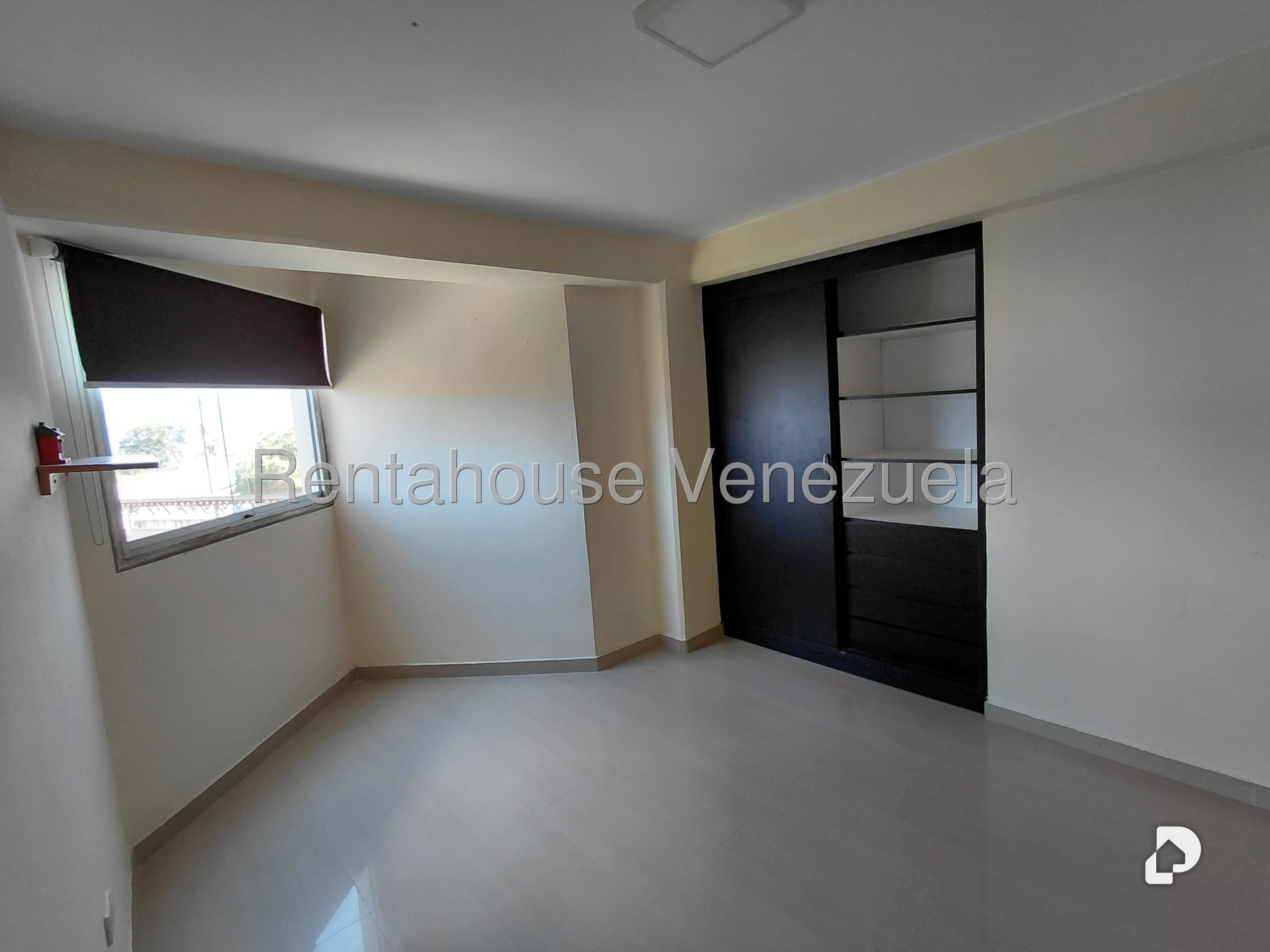 Apartamento en Miravila, Caracas – 9