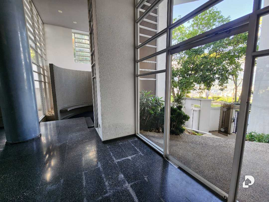 Apartamento en Valle Arriba, Caracas – 2